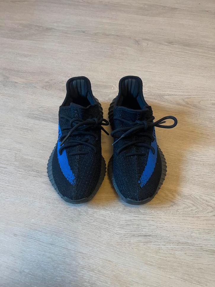 Adidas Yeezy Boost 350 V2 Dazzling Blue - Maat 38, Kleding | Dames, Schoenen, Zo goed als nieuw, Sneakers of Gympen, Zwart, Ophalen