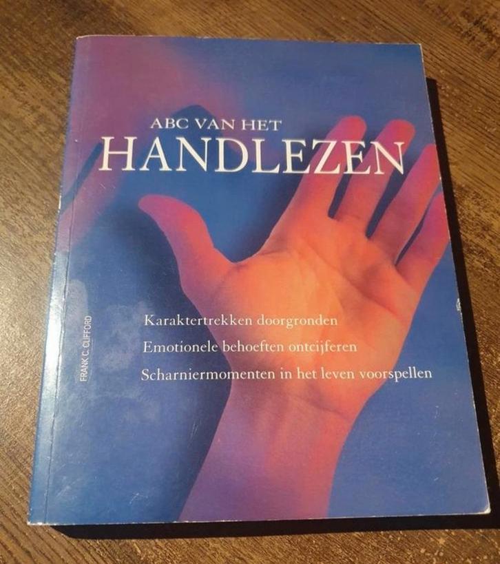 ABC van het Handlezen - Ontdek je karakter!, Boeken, Esoterie en Spiritualiteit, Zo goed als nieuw, Achtergrond en Informatie