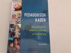 Boek Pedagogisch Kader, Boeken, Studieboeken en Cursussen, Ophalen of Verzenden, Zo goed als nieuw, MBO, Anke van Keulen