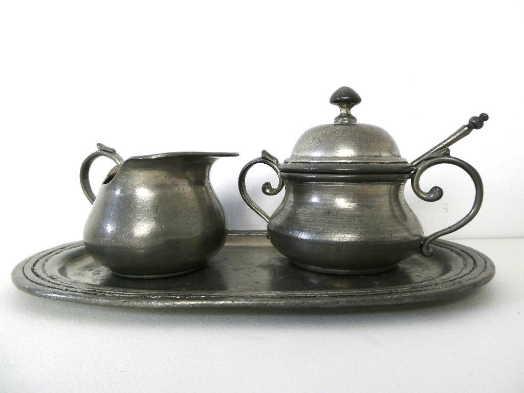 Tinnen roomstel F.Cristian melkkan suikerpot op serveerblad, Ophalen of Verzenden