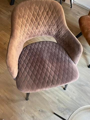 Stoelen 4 stuks beschikbaar voor biedingen