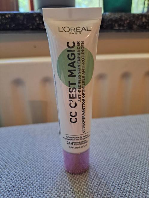 NIEUW! L'Oréal CC C'est Magic Anti-Roodheidscrème CC Cream, Sieraden, Tassen en Uiterlijk, Uiterlijk | Gezichtsverzorging, Nieuw