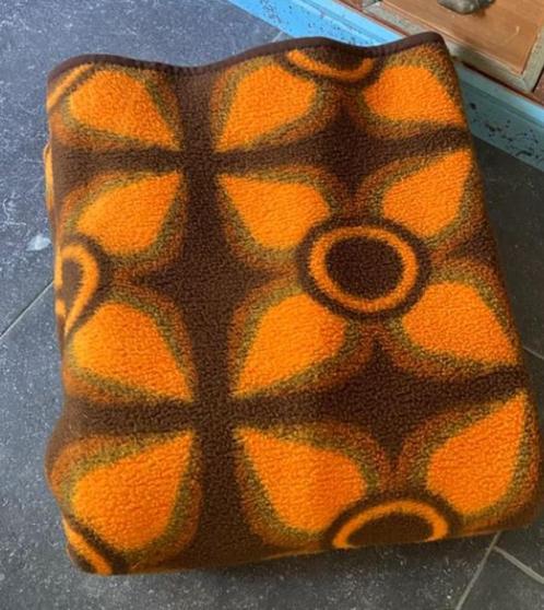 Didas deken – retro jaren 70 – oranje/bruin bloemen vintage, Huis en Inrichting, Woonaccessoires | Plaids en Woondekens, Zo goed als nieuw