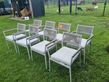 8 stuks Garden impressions diningstoelen per stuk €100 beschikbaar voor biedingen