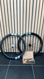 CLASSIFIED CARBON WIELSET NIEUW CF R50, Fietsen en Brommers, Ophalen of Verzenden, Zo goed als nieuw, Racefiets, Wiel