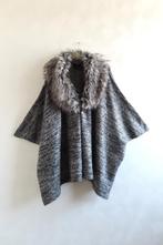 Poncho Zwart Grijs Gemeleerd One Size (4614), Ophalen of Verzenden, Zo goed als nieuw, Zwart