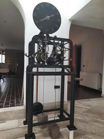 Groot uurwerk uit Kerktoren, jaar 1887 Ed. Korfhage & Söhne beschikbaar voor biedingen