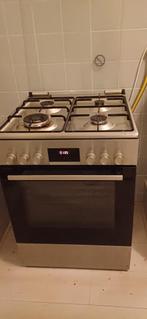 4-pits gasfornuis met oven en glazen afdekplaat, Witgoed en Apparatuur, Fornuizen, Ophalen, Gebruikt, 4 kookzones, Gas