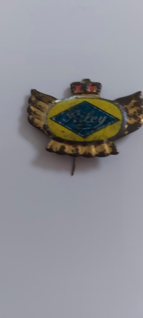 Origineel Riley Motor-Car Speldje - Great Britain, Auto diversen, Autostickers, Ophalen of Verzenden