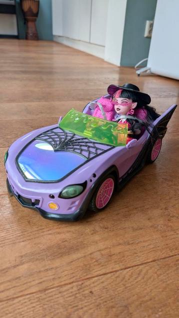 Sinterklaas kado! Ghoul Mobile inclusief Draculora pop. beschikbaar voor biedingen