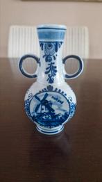 Antiek Vaasje Delfts Blauw, hand geschilderd puntgaaf, Antiek en Kunst, Antiek | Keramiek en Aardewerk, Ophalen of Verzenden
