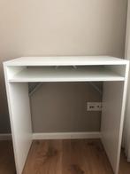 Torald ikea bureautje, Ophalen, Zo goed als nieuw