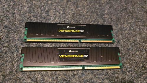 Corsair vengeance LP 2 x 8 gb RAM, Computers en Software, RAM geheugen, Zo goed als nieuw, Desktop, 16 GB, DDR3, Ophalen of Verzenden