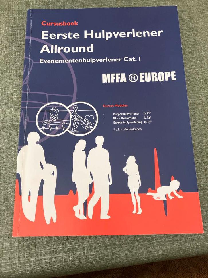 Eerste Hulpverlener Allround Cursusboek, Boeken, Studieboeken en Cursussen, Zo goed als nieuw, Niet van toepassing, Ophalen of Verzenden