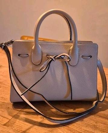 Handtas beige leer Charm strik schoudertas als nieuw  beschikbaar voor biedingen