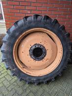 Te koop Banden 12.4/11-36r met velg, Ophalen