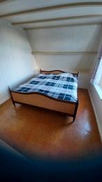Tweepersoonsbed + 2 nieuwe matrassen, Huis en Inrichting, Slaapkamer | Bedden, Ophalen, Verstelbaar, Bruin, Klassiek