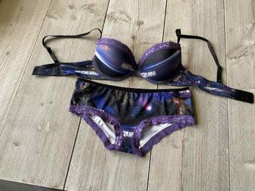 3x lingerie setje in zeer goede en nette staat beschikbaar voor biedingen