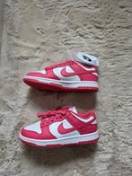 Nieuw Nike dunk low Archaeo pink maat 37,5, Kleding | Dames, Schoenen, Nike, Nieuw, Ophalen of Verzenden, Sneakers of Gympen