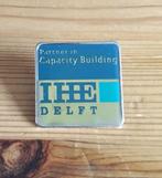 Pin IHE Delft, Verzenden, Zo goed als nieuw, Overige onderwerpen, Speldje of Pin