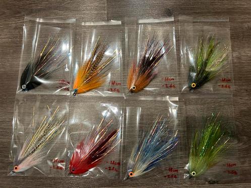 Snoek streamers met uv. Bucktail feather dubbing. 18cm-2.5g, Watersport en Boten, Hengelsport | Vliegvissen, Nieuw, Overige typen