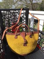Gele, handgemaakte tas. Sisal touw + leer. Uit Nairobi Kenia, Sieraden, Tassen en Uiterlijk, Nieuw, Ophalen of Verzenden, Leer