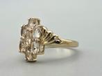 Gouden Vintage ring met edelsteen morganiet. 2025/609