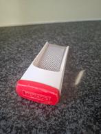Vintage nootmuskaatrasp met opbergruimte Tomado grijs/rood, Ophalen, Gebruikt