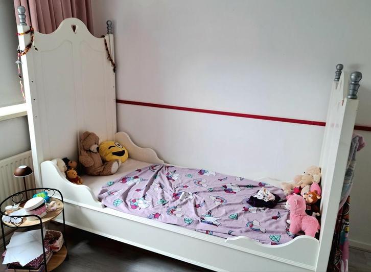 Prinsessenbed met lattenbodem, Kinderen en Baby's, Kinderkamer | Bedden, Gebruikt, 180 cm of meer, 85 tot 100 cm, Lattenbodem