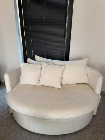 Teddy Loveseat beschikbaar voor biedingen