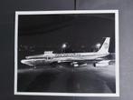Foto van een Pan Am Boeing 707-320 (F1021), Verzamelen, Luchtvaart en Vliegtuigspotten, Ophalen of Verzenden, Gebruikt, Kaart, Foto of Prent