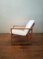 Børge Mogensen fauteuil 2256 in eik en bouclé, Huis en Inrichting, Deens design, Scandinavisch design, Vintage design, Minder dan 75 cm