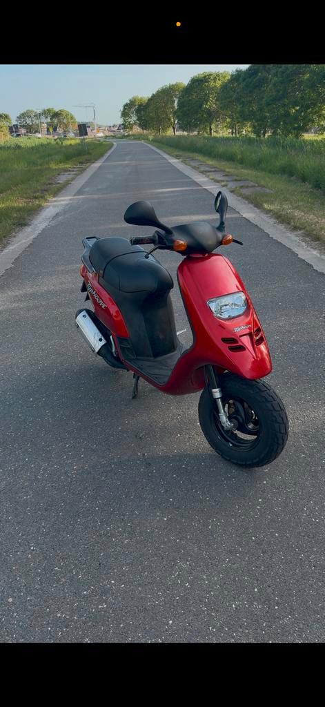 172cc gilera typhoon op a1 (waardepeiling), Fietsen en Brommers, Scooters | Piaggio, Zo goed als nieuw, Overige modellen, Ophalen