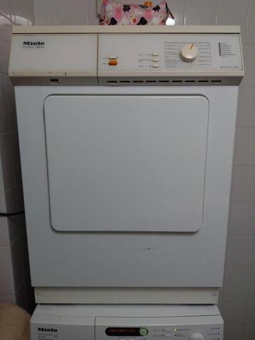 Miele Novotronic Gala-A Droger beschikbaar voor biedingen