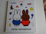 DICK BRUNA - NIJNTJE AANWIJSBOEK, Ophalen of Verzenden, Gelezen