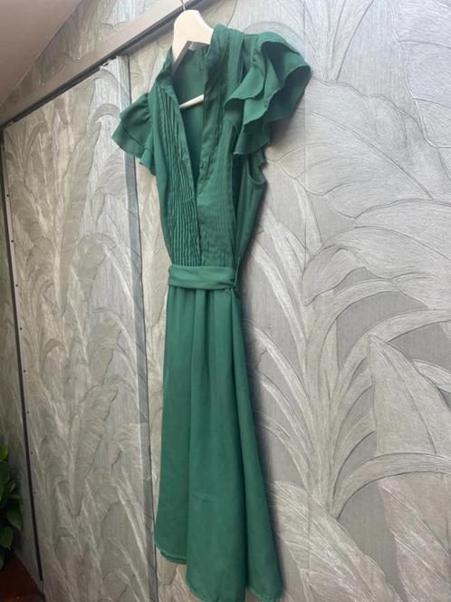 Leuk groen zomerjurkje 38, Kleding | Dames, Jurken, Zo goed als nieuw, Maat 38/40 (M), Groen, Boven de knie, Ophalen of Verzenden