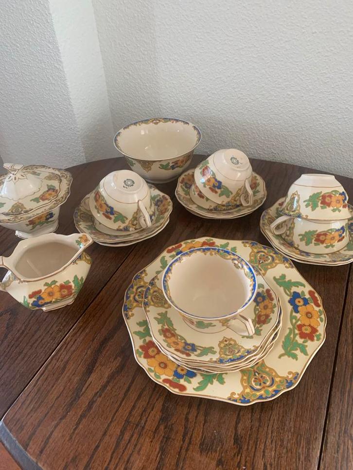 Vintage Theeservies john maddock MINERVA met Bloemmotief, Antiek en Kunst, Antiek | Servies compleet, Ophalen