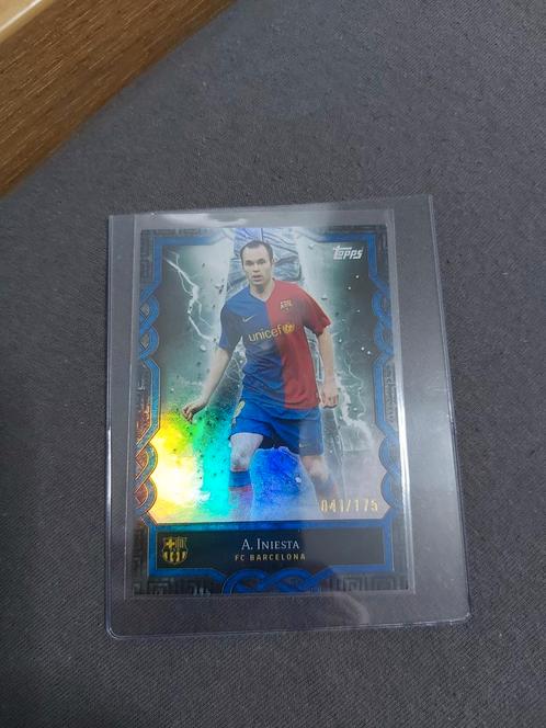 Andres Iniesta Blue /175 Barcelona Fan set 2023-24, Hobby en Vrije tijd, Stickers en Plaatjes, Zo goed als nieuw, Plaatje, Ophalen of Verzenden
