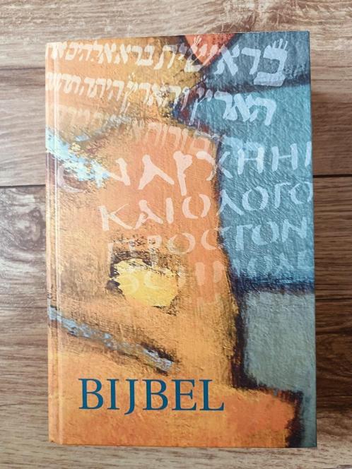 Bijbel NBV met dwarsverwijzingen, Boeken, Godsdienst en Theologie, Ophalen of Verzenden