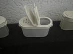 4 kruidenovaaltjes -strooier Tupperware, Ophalen of Verzenden, Gebruikt, Overige typen