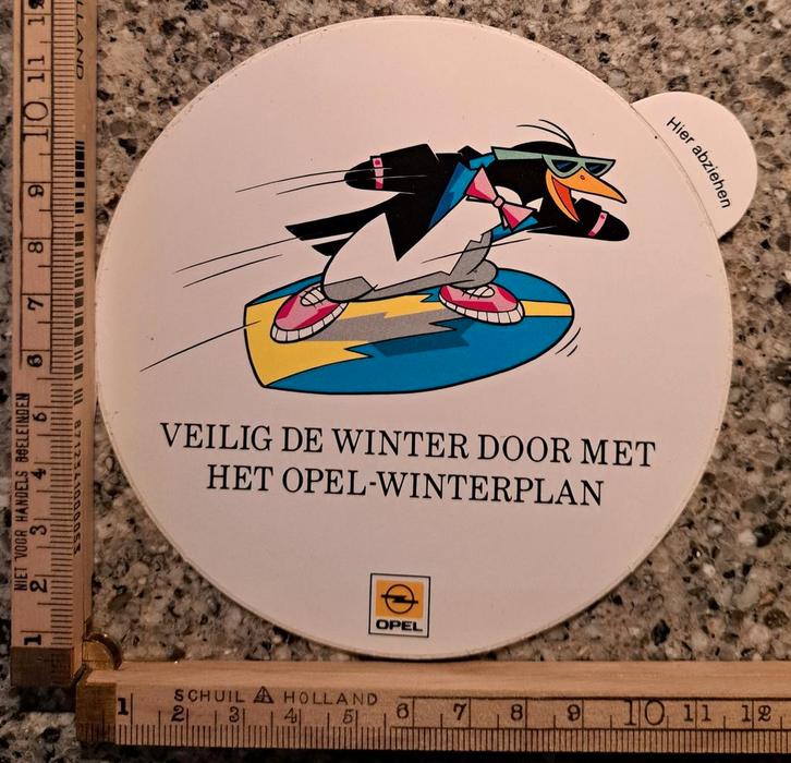 Vintage sticker Pinguïn snowboard strip Opel logo merk, Verzamelen, Stickers, Zo goed als nieuw, Overige typen, Ophalen of Verzenden