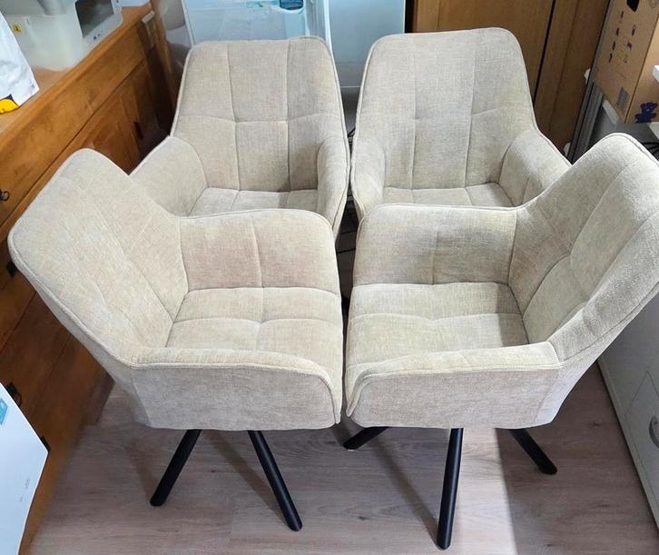 Vier z.g.a.n eettafelstoelen Bodio Billy, Huis en Inrichting, Stoelen, Zo goed als nieuw, Vier, Ophalen