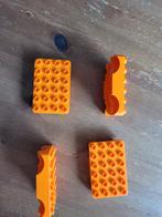 4 duplo onderdelen ( geen idee waarvoor ), Kinderen en Baby's, Speelgoed | Duplo en Lego, Ophalen of Verzenden, Zo goed als nieuw