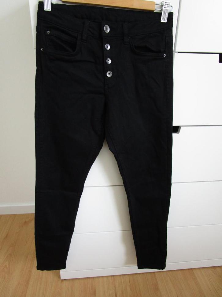 Yessica- zwarte stretch broek maat 36, Kleding | Dames, Broeken en Pantalons, Zo goed als nieuw, Maat 36 (S), Zwart, Lang, Ophalen of Verzenden
