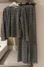 Ivivi set met pailletten maat S, Kostuum of Pak, Overige kleuren, Nieuw, Ophalen of Verzenden