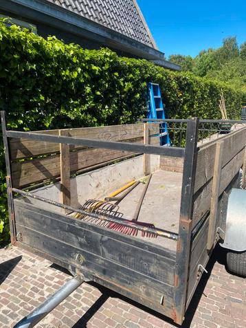 Aanhangwagen  beschikbaar voor biedingen