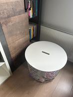 Gratis mand af te halen! Heeft beschadiging in de deksel., Huis en Inrichting, Tafels | Bijzettafels, Ophalen, Gebruikt, Rechthoekig