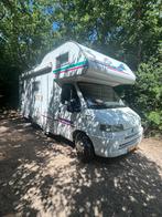 Adria Adriatik/Fiat Ducato/4/5/6pers/weinig km/net APK+riem, Caravans en Kamperen, Chemisch toilet, Standaard zit, Alkoof, Ringverwarming
