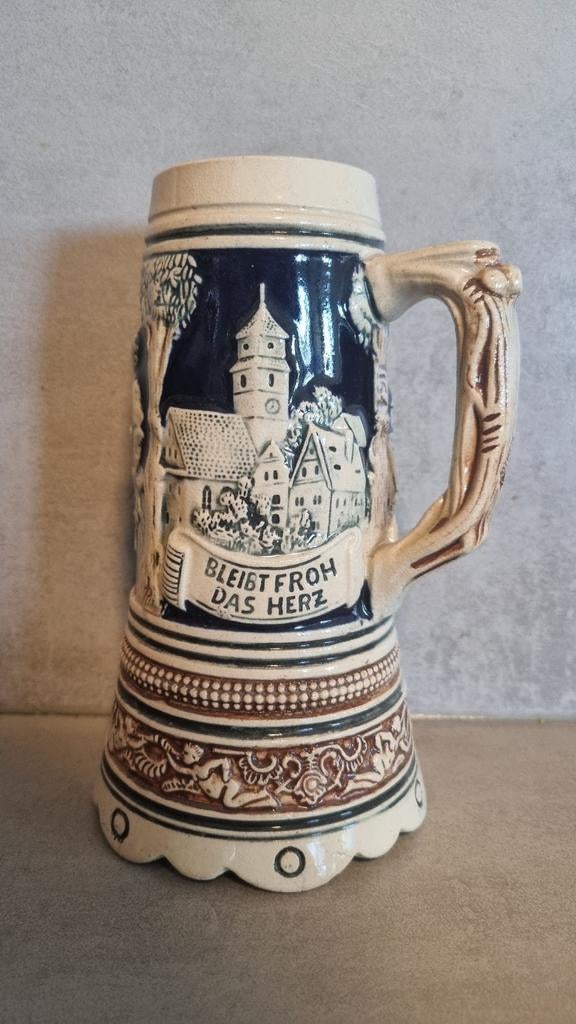 Vintage bierpul West Duitsland – reliëf decor - '60's-'80's, Verzamelen, Ophalen of Verzenden, Gebruikt, Glas of Glazen, Overige merken