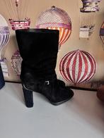 Tod’s Laarzen m40, Kleding | Dames, Schoenen, Ophalen of Verzenden, Zo goed als nieuw, Zwart, Hoge laarzen
